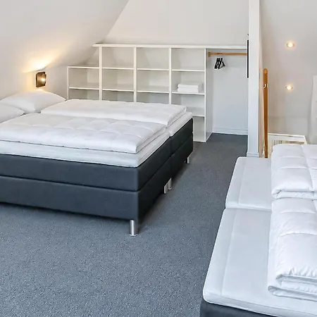 بيت للعطل 3 Bedroom Amazing In *
